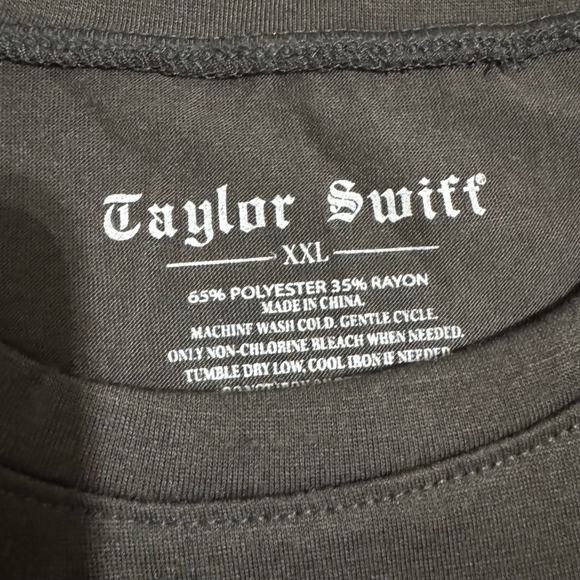 Taylor Swift Reputation Stadium Tour Snake Newsprint Tank Top XXL - Picture 10 of 13